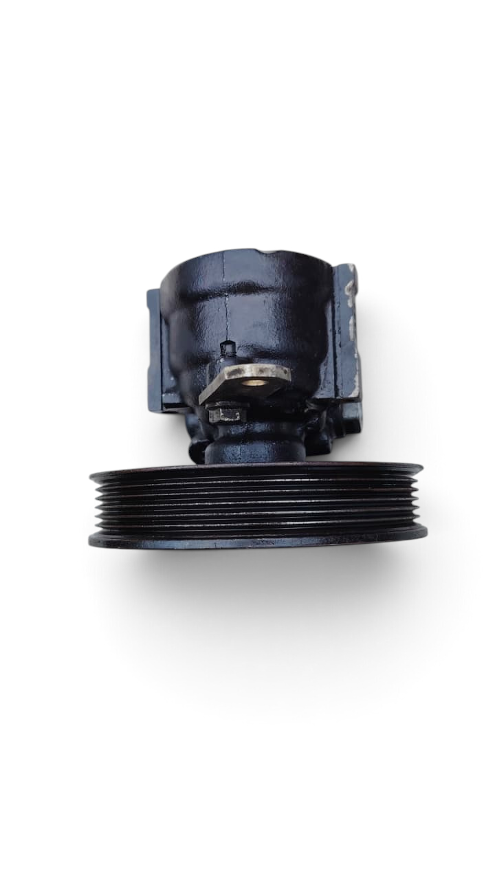 Bomba direccion hidraulica Chevrolet Corsa