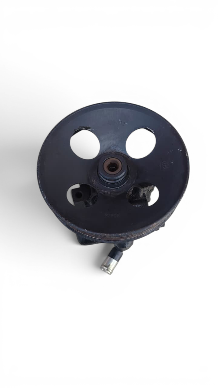 Bomba direccion hidraulica Chevrolet Corsa