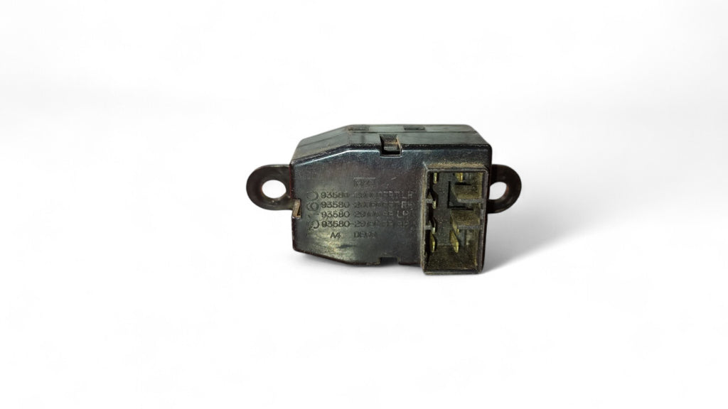 Interruptor alza vidrio Hyundai Elantra