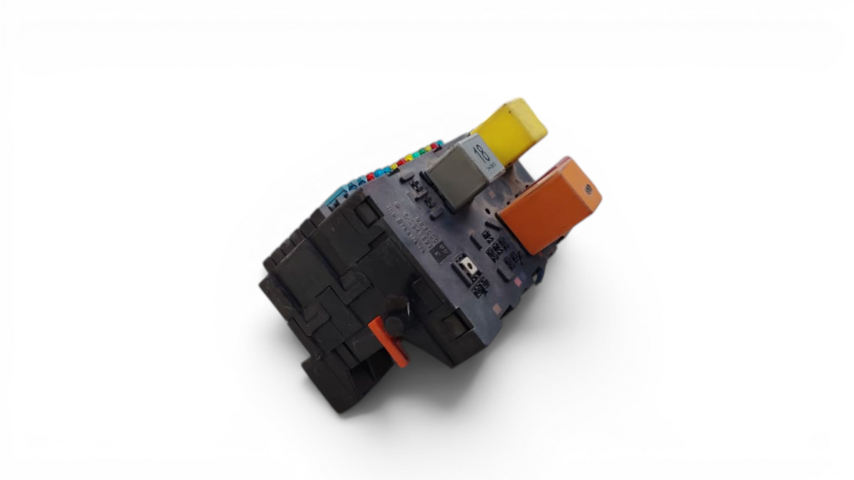Caja de fusible Volkswagen Gol G3