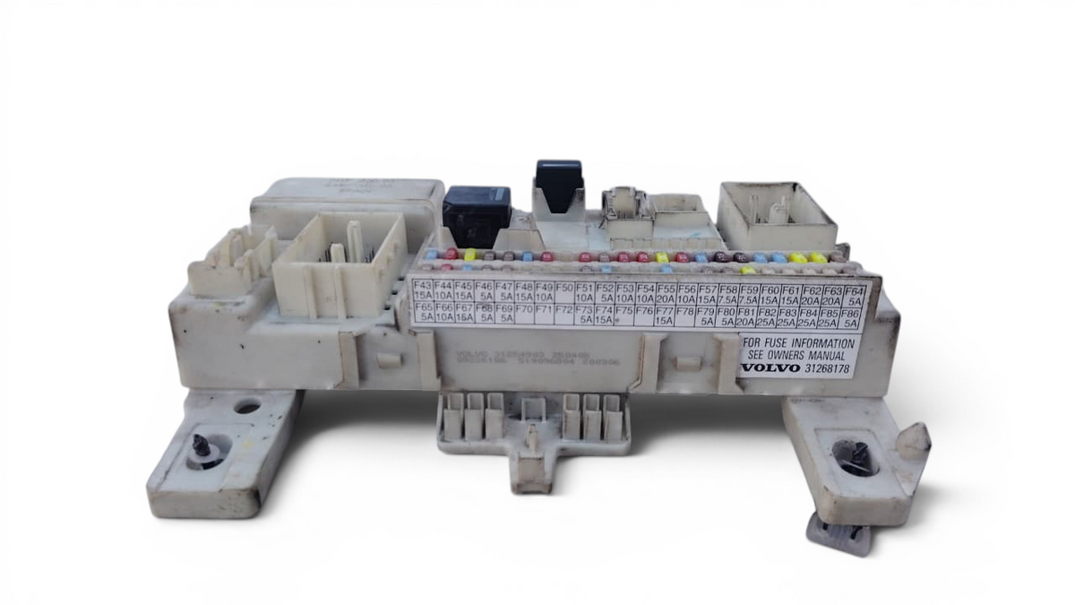 Caja de fusible Volvo C30