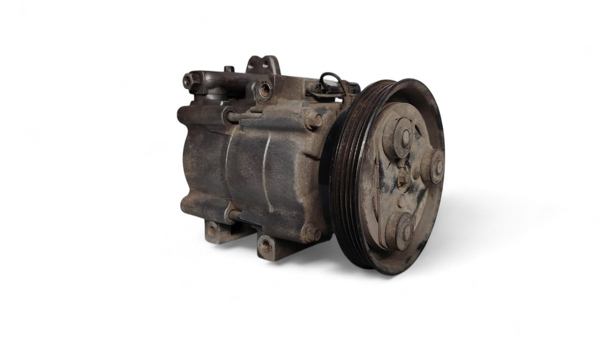 Compresor de aire acondicionado Hyundai Santamo