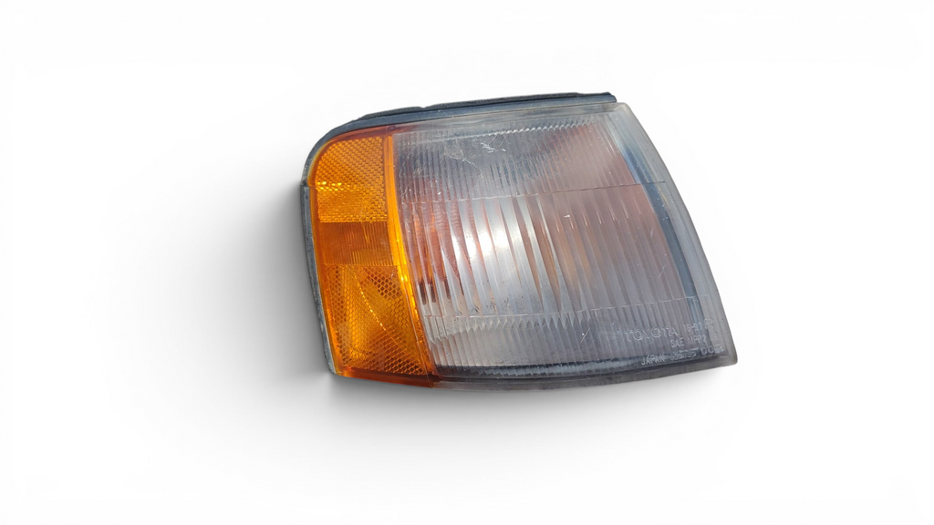Intermitente derecho toyota tercel