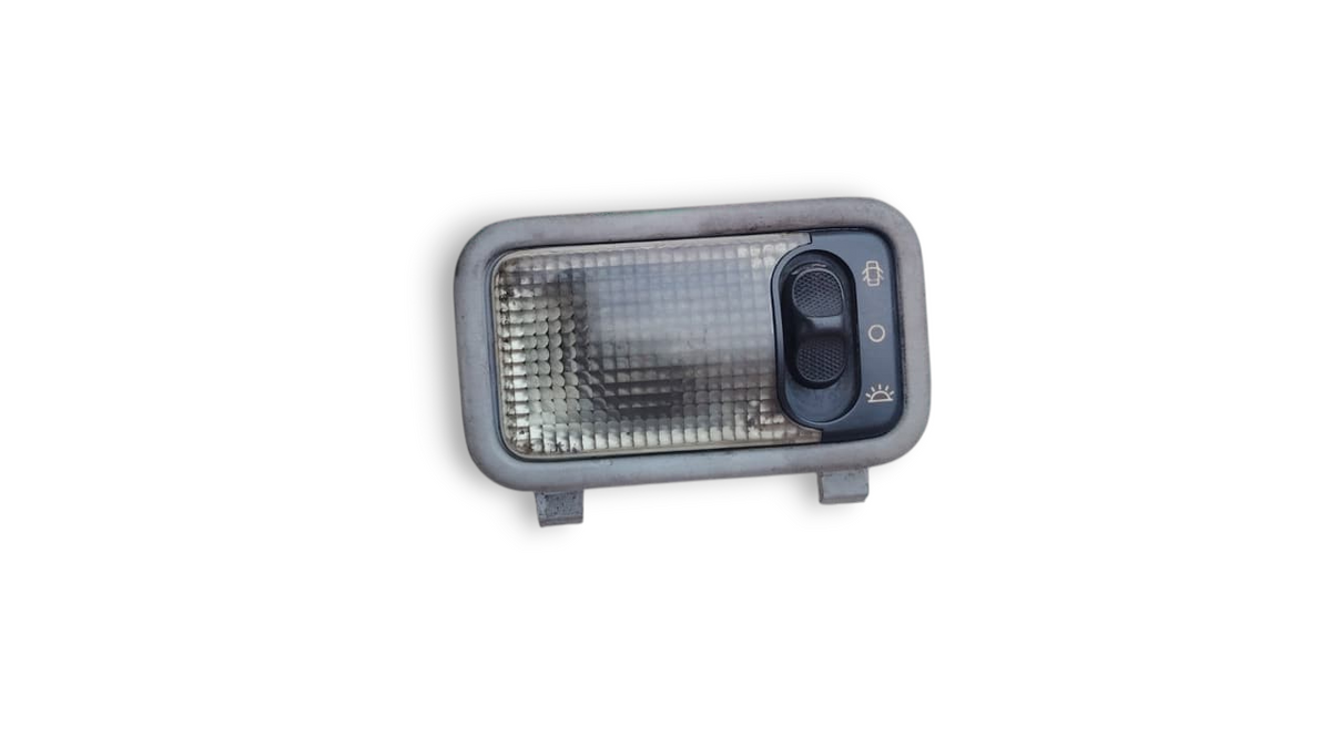 Luz inetrior Peugeot Partner