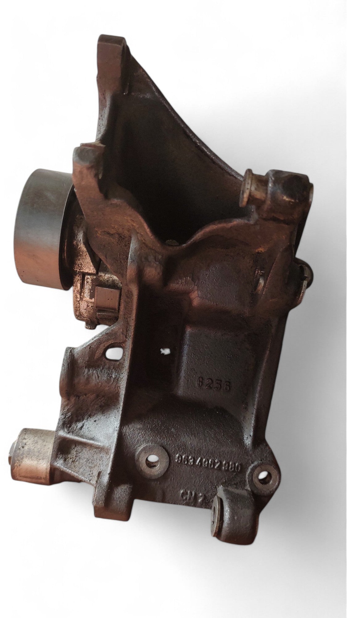 Soporte alternador Peugeot Partner