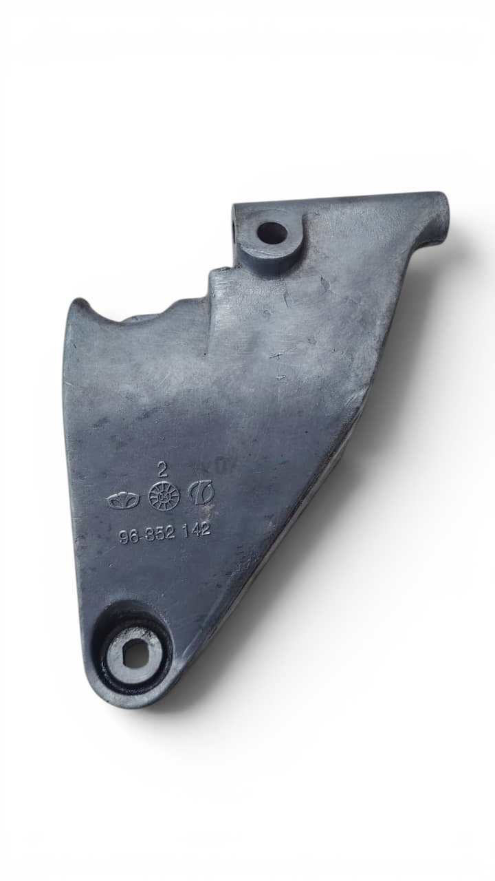 Soporte alternador Chevrolet Optra