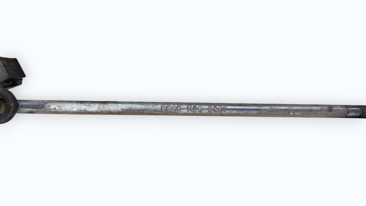 Soporte capot Dongfeng C35