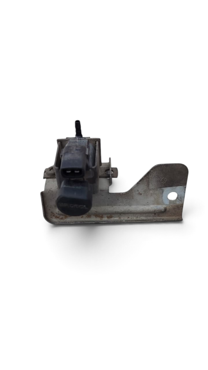 Valvula solenoide Chevrolet Corsa