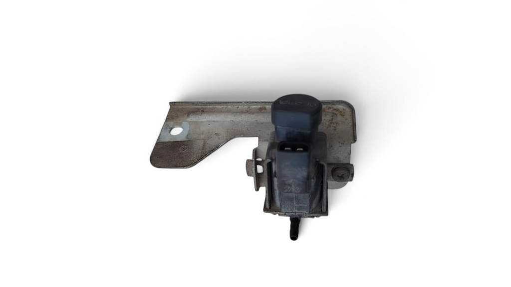 Valvula solenoide Chevrolet Corsa